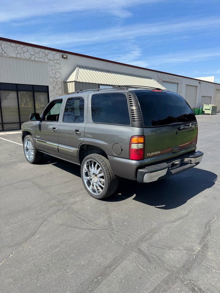 Used 2002 GMC Yukon SLE image 5