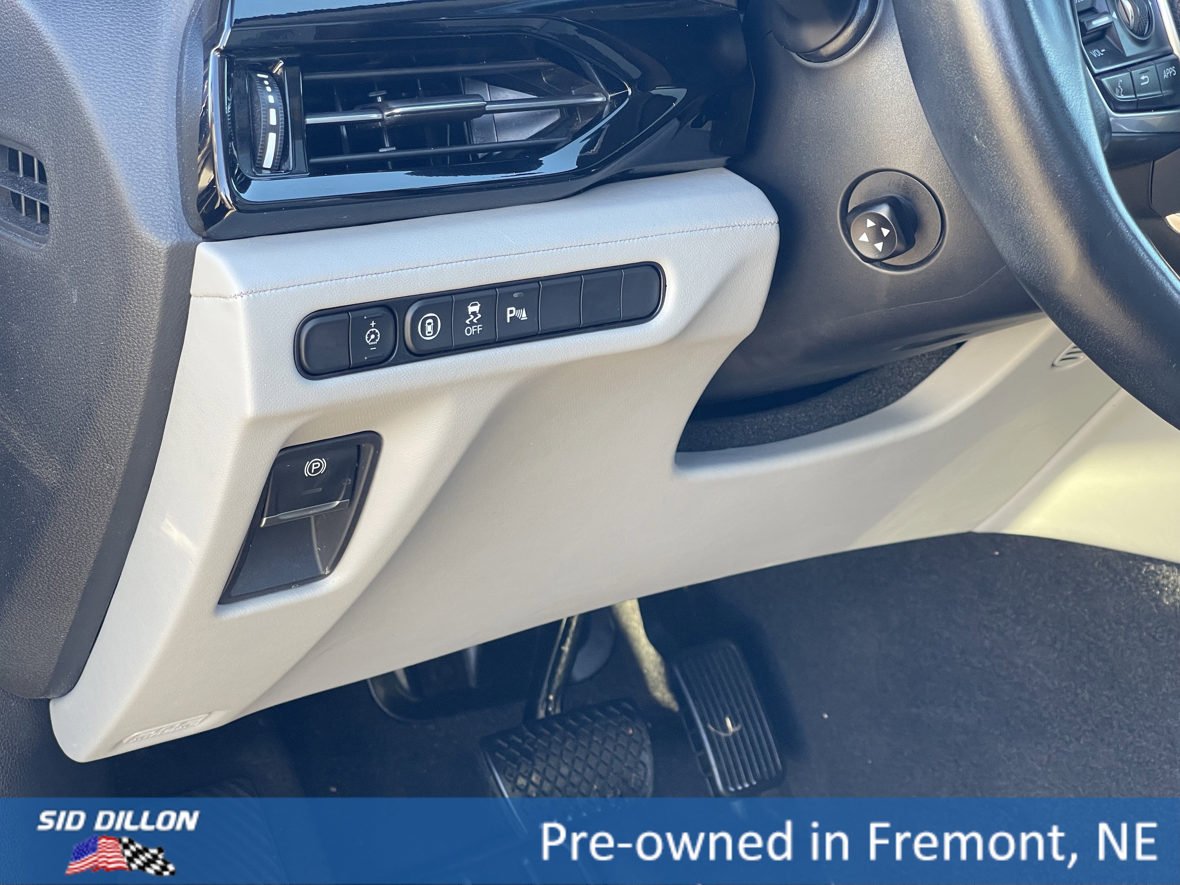 Used 2022 Acura MDX SH-AWD w/ Technology Package image 6