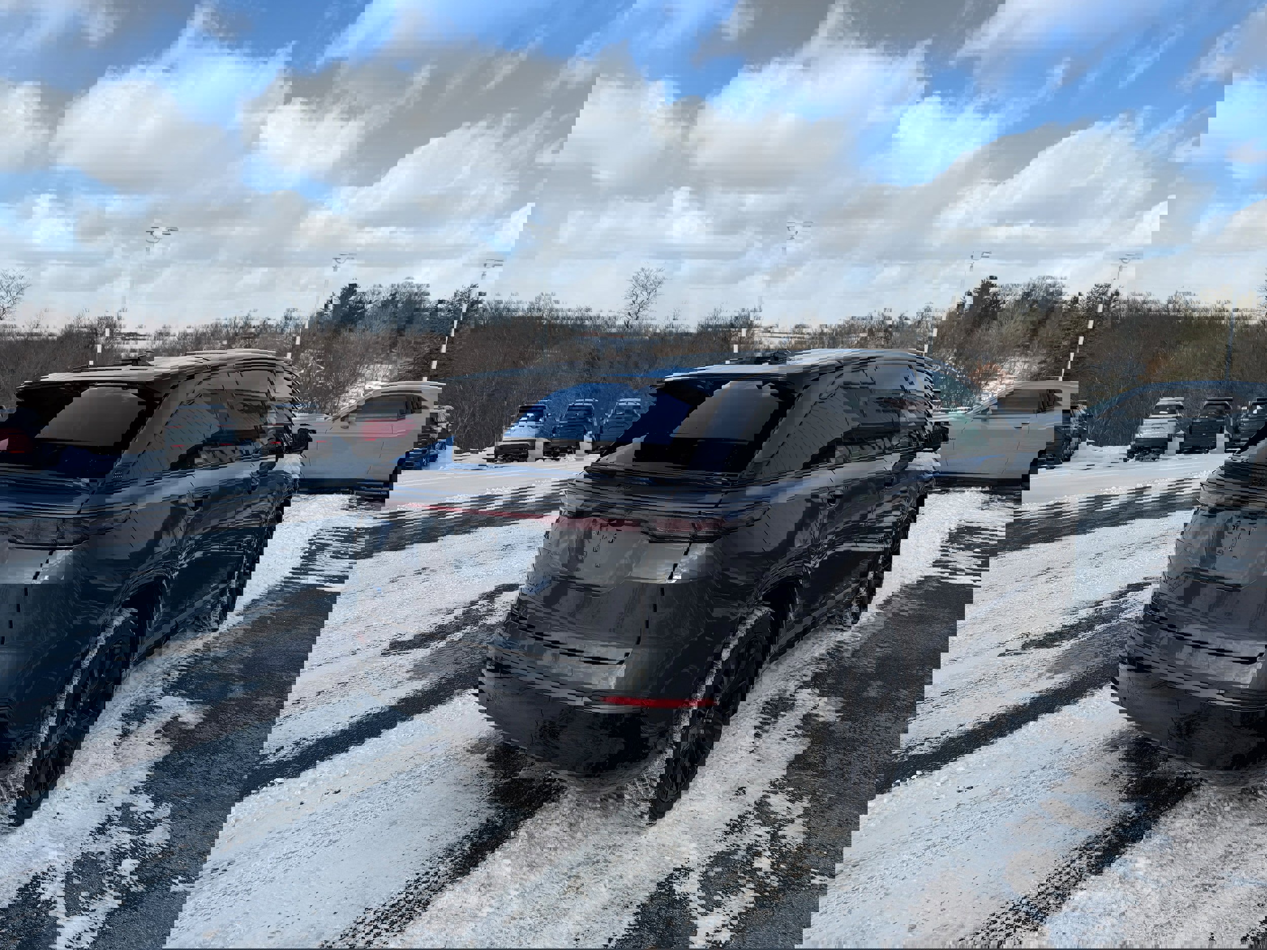 Used 2024 Jeep Wagoneer Launch Edition image 5