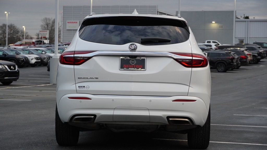 Used 2020 Buick Enclave Avenir w/ Avenir Technology Package image 6