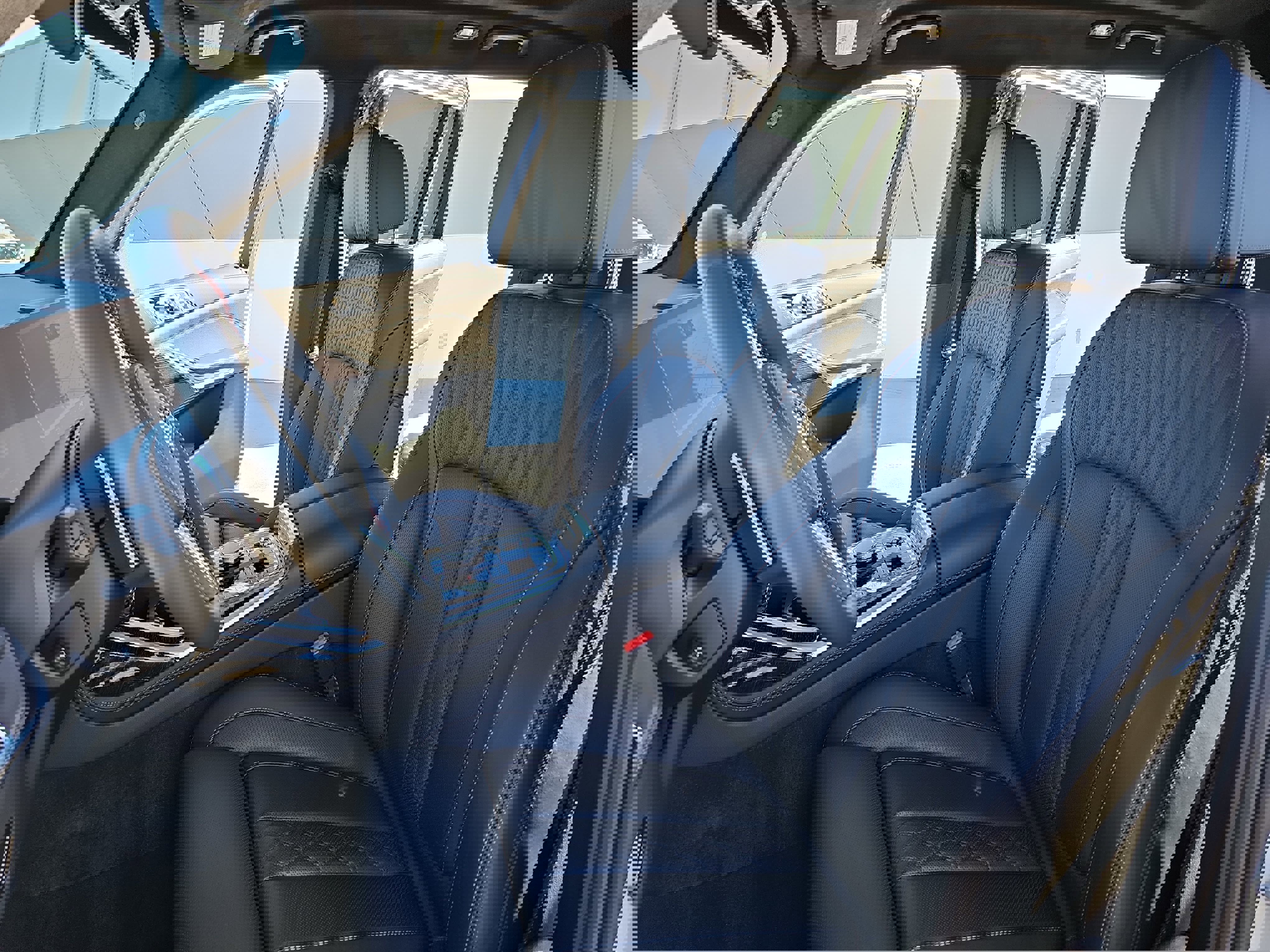 Used 2025 BMW X7 M60i image 17