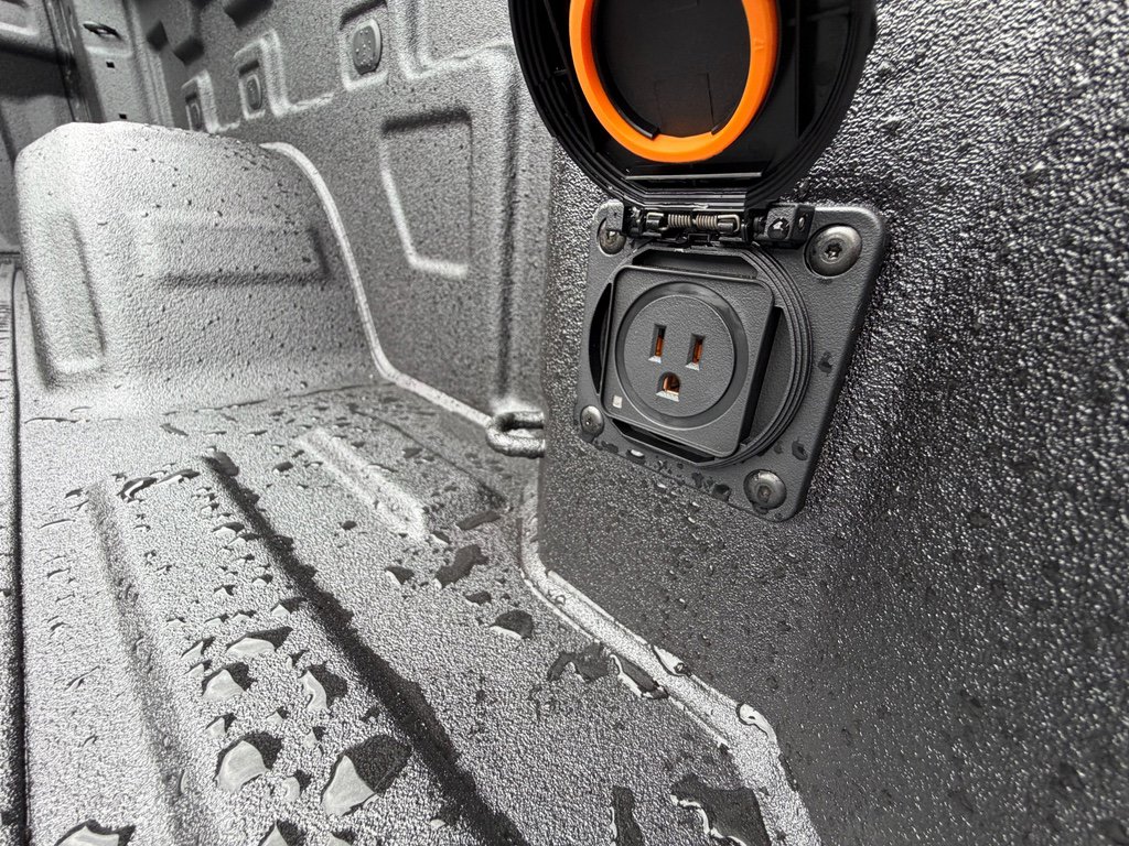 New 2026 Chevrolet Silverado 1500 High Country w/ Technology Package image 33