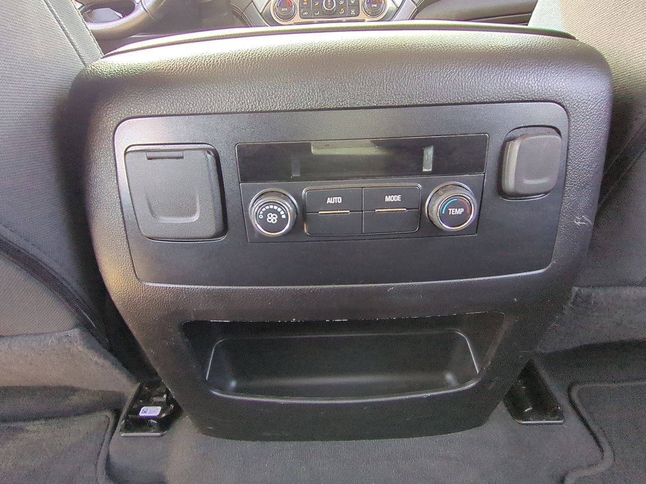 Used 2019 Chevrolet Tahoe LS RWD image 19