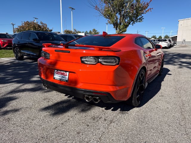 Used 2019 Chevrolet Camaro SS RWD image 6