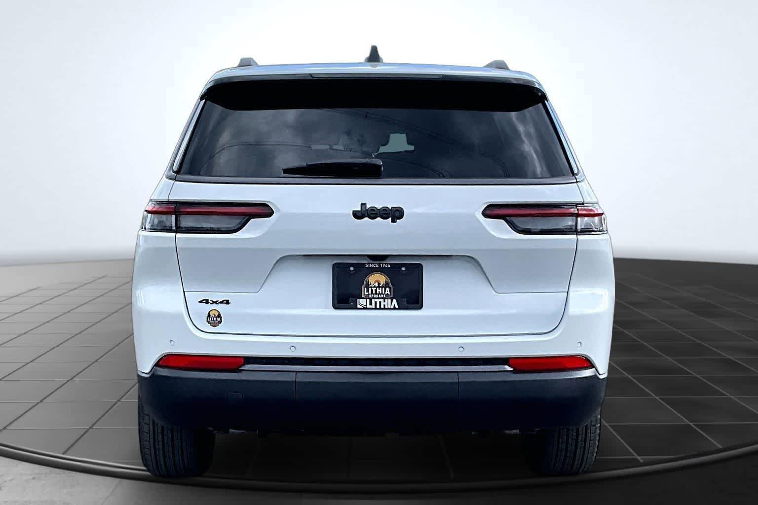 New 2026 Jeep Grand Cherokee L 4WD image 5