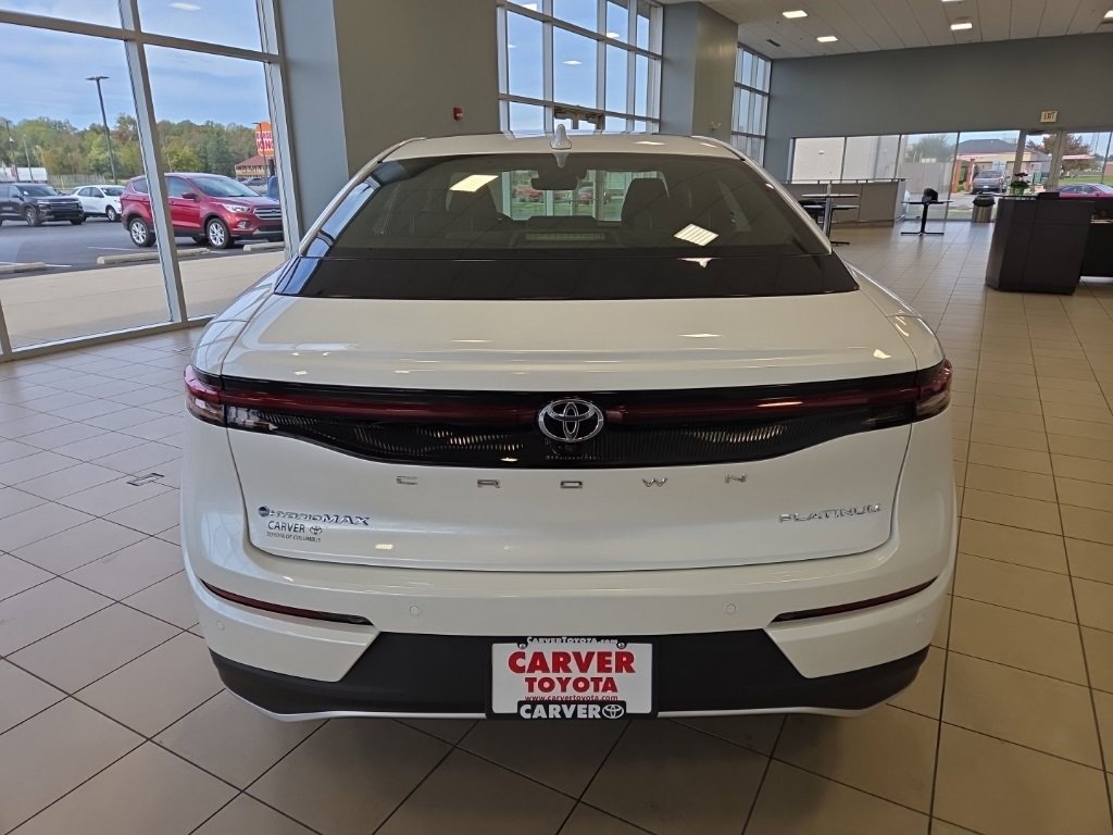 New 2026 Toyota Crown Platinum image 8