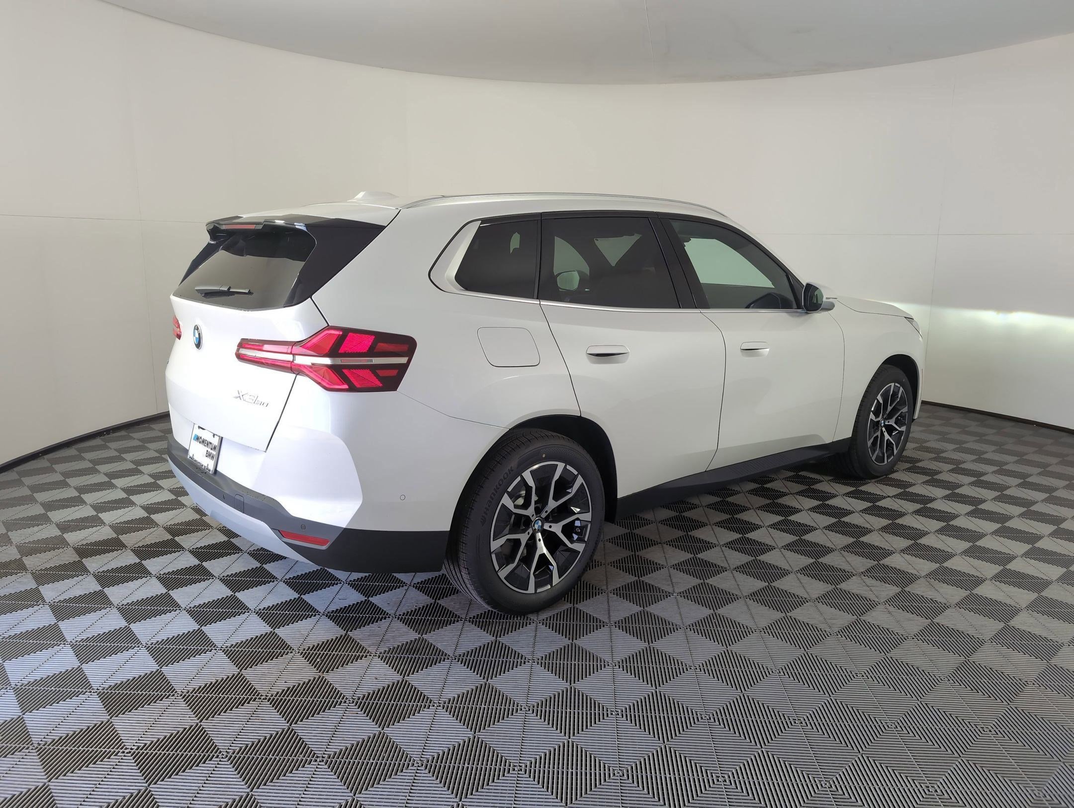 Used 2025 BMW X3 xDrive30i w/ Convenience Package image 7