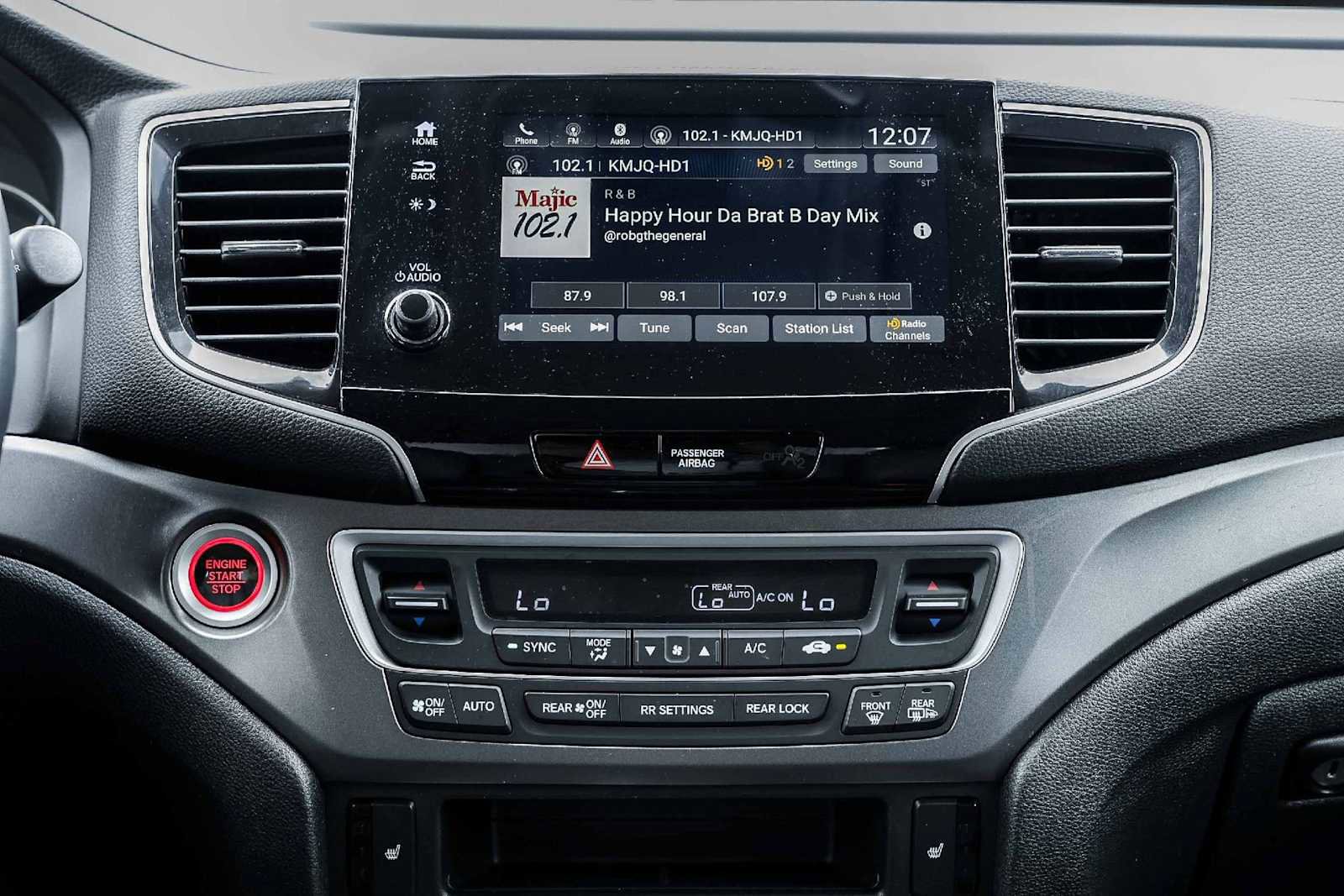 Used 2021 Honda Pilot Special Edition image 15