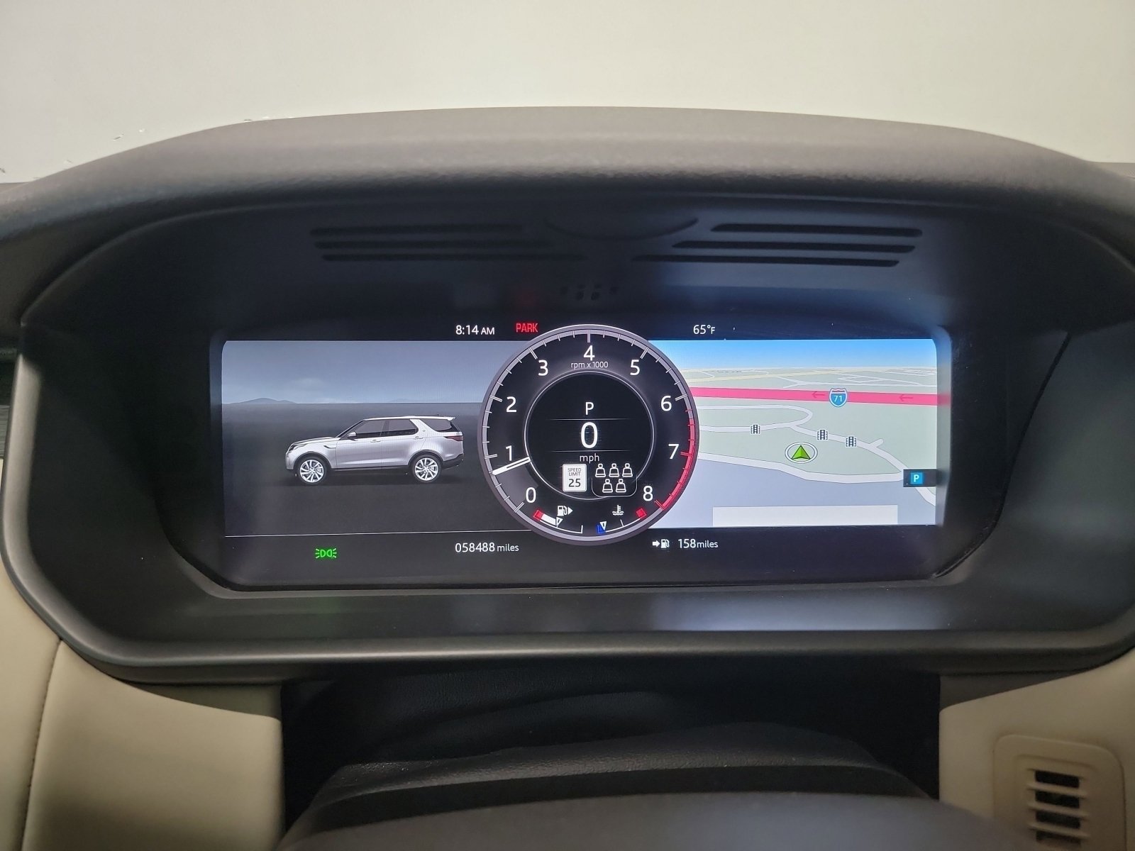 Used 2019 Land Rover Discovery HSE AWD/4WD image 18