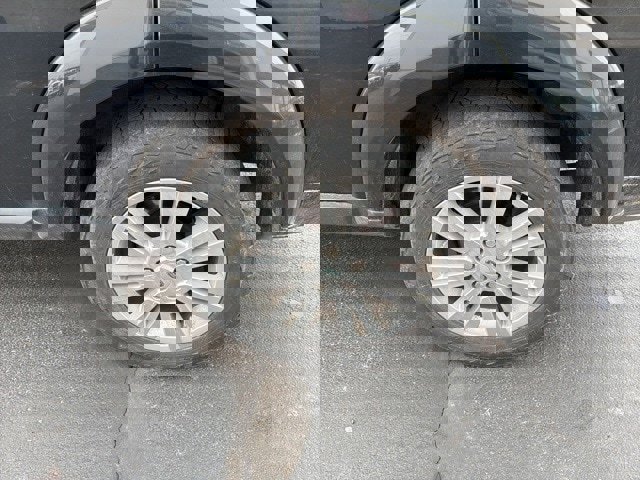 Used 2011 Land Rover LR4 HSE image 15