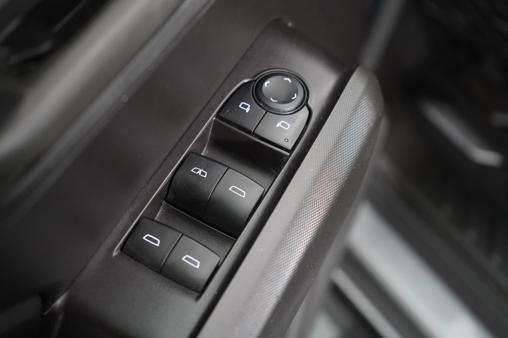 Used 2024 Chevrolet Colorado Trail Boss w/ Technology Package AWD/4WD image 19