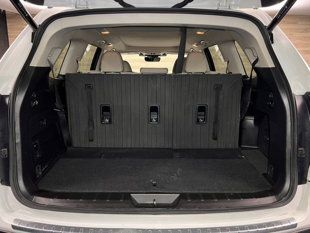 Used 2024 Subaru Ascent Limited w/ Technology Package image 25