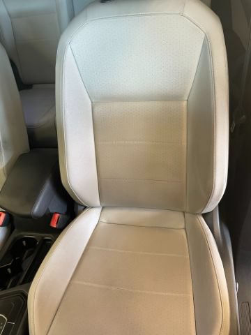 Used 2020 Volkswagen Tiguan SEL FWD image 10