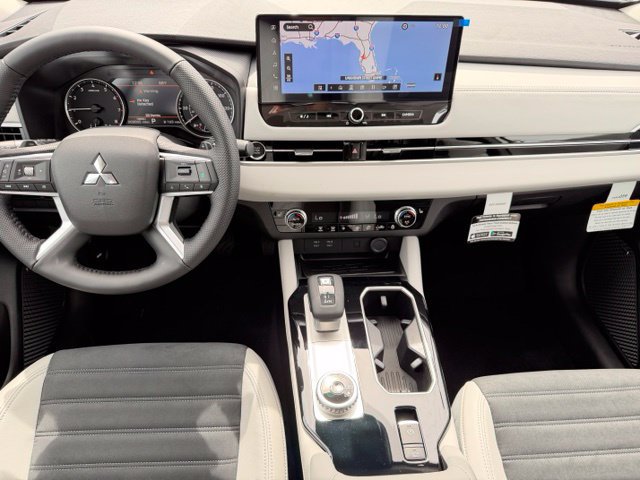 New 2026 Mitsubishi Outlander SE FWD image 22
