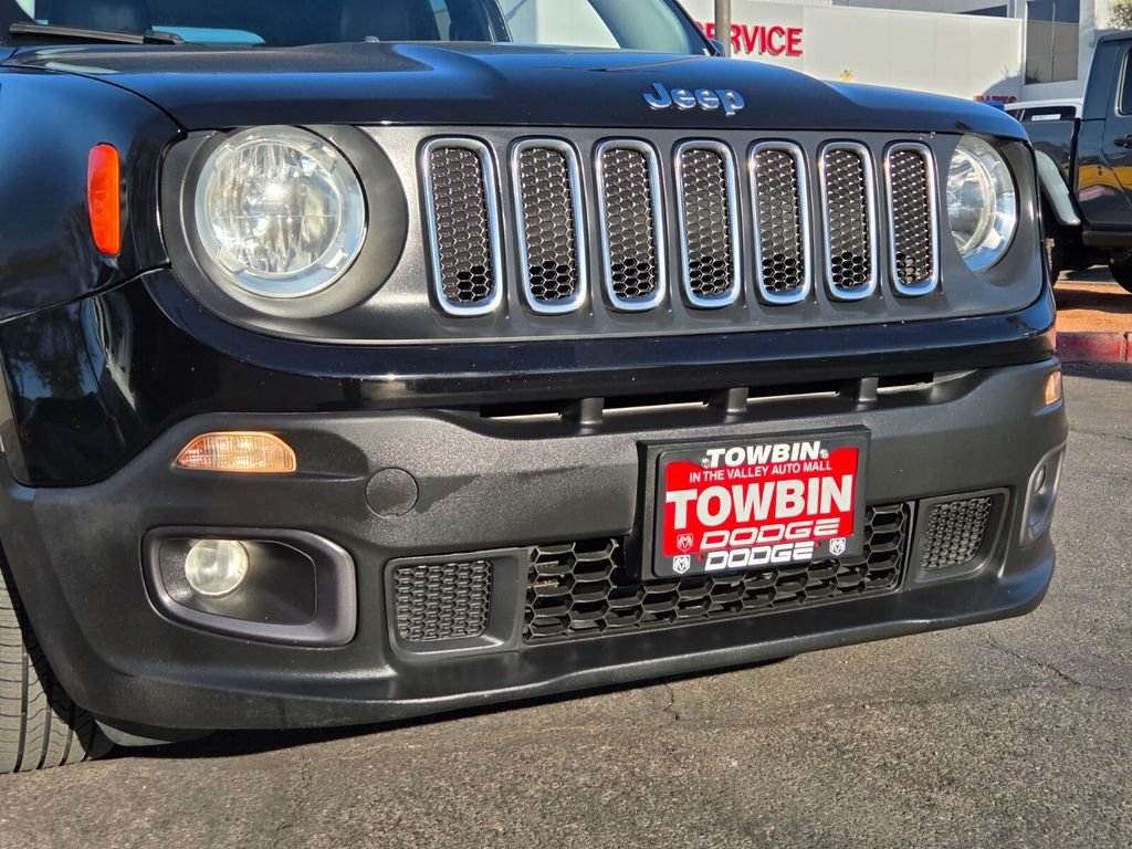 Used 2015 Jeep Renegade Latitude w/ Popular Equipment Group FWD image 8