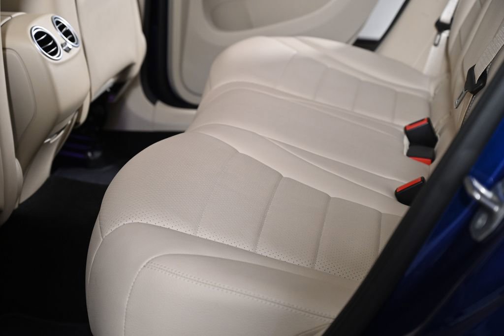 Used 2020 Mercedes-Benz GLC 300 4MATIC image 31