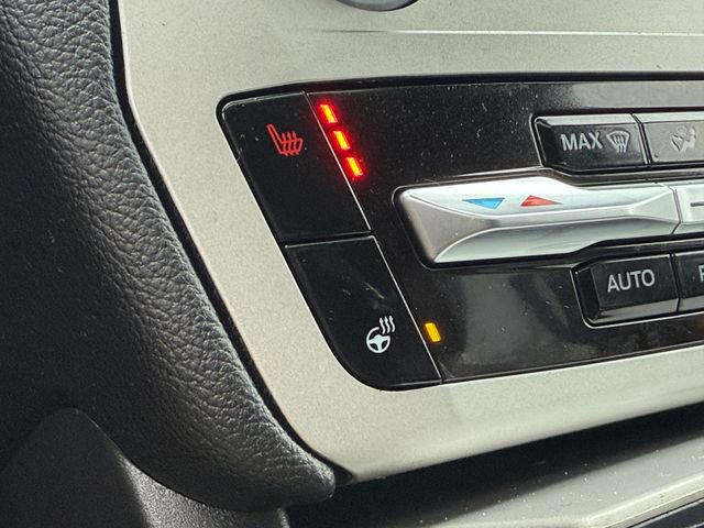 Used 2022 Ford Explorer XLT w/ Equipment Group 202A image 13