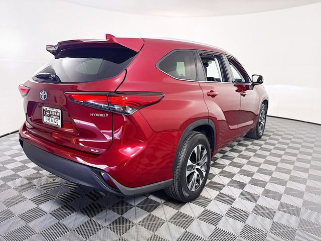Used 2022 Toyota Highlander XLE image 23