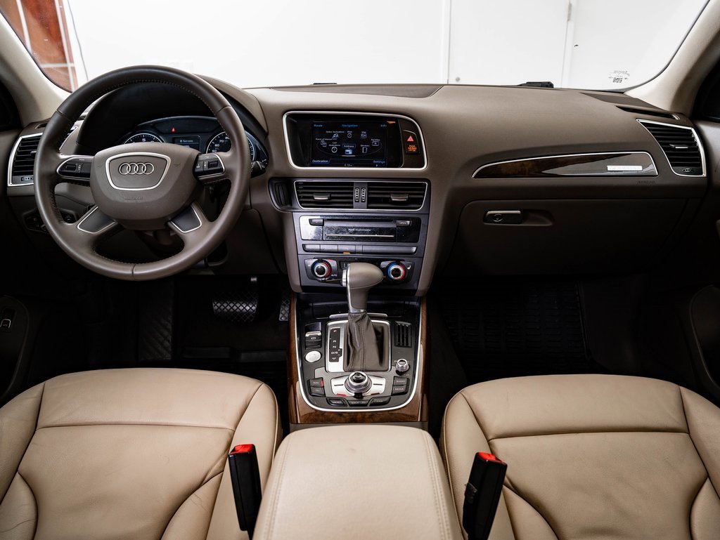 Used 2017 Audi Q5 2.0T Premium image 32