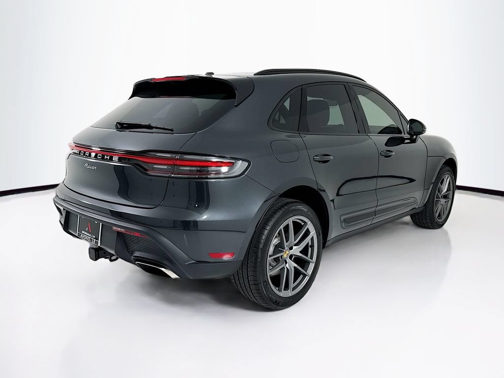 New 2026 Porsche Macan AWD/4WD image 9