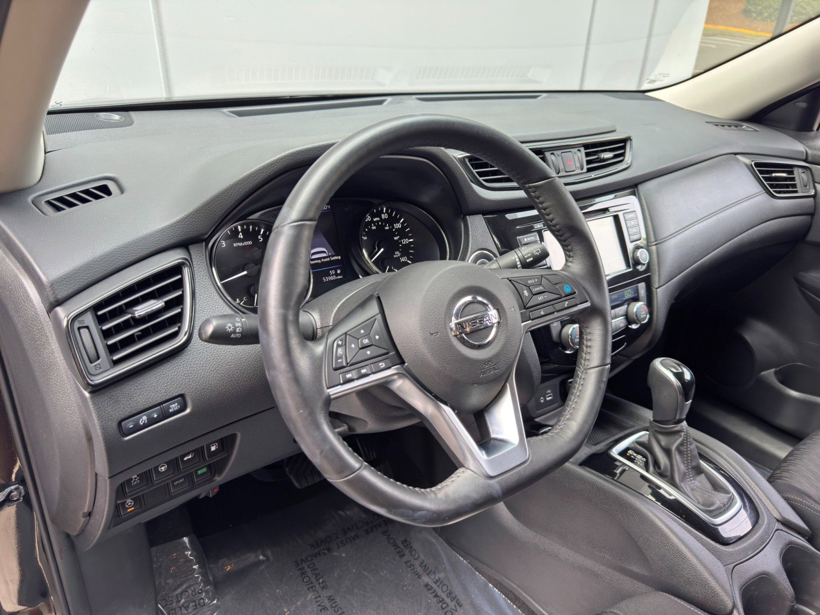 Used 2019 Nissan Rogue SV w/ Premium Package FWD image 12
