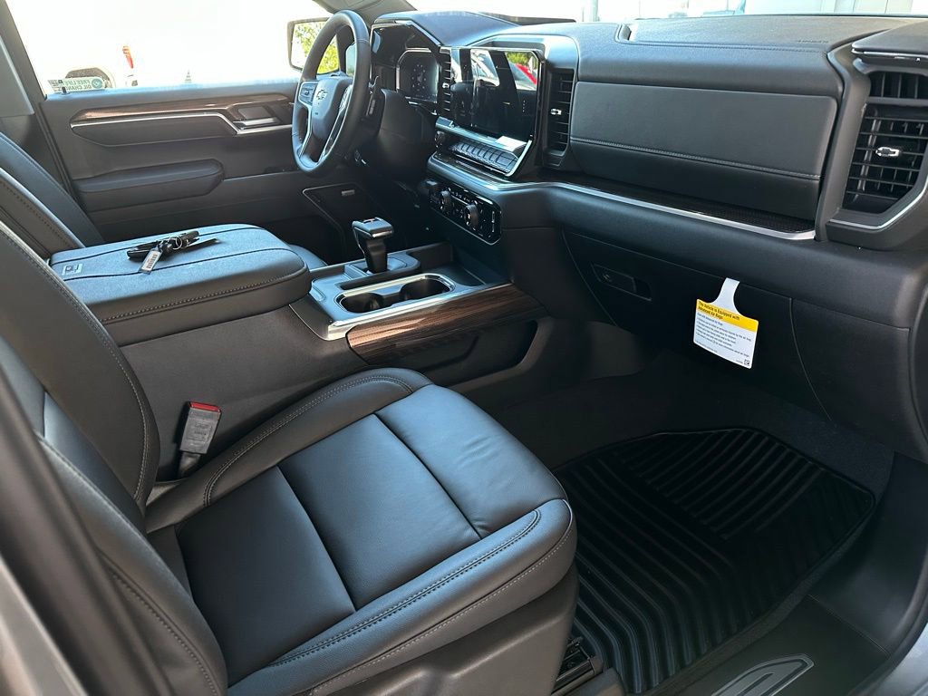 New 2026 Chevrolet Silverado 1500 RST w/ All Star Edition Plus AWD/4WD image 15