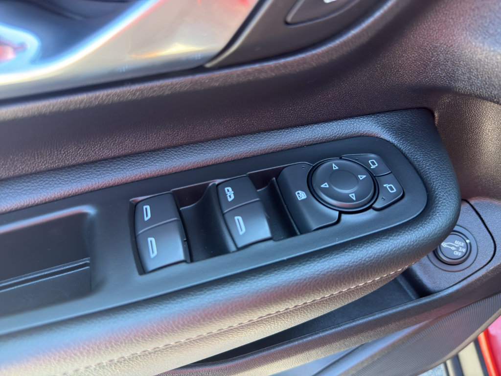 Used 2022 GMC Terrain SLE w/ Driver Convenience Package AWD/4WD image 12