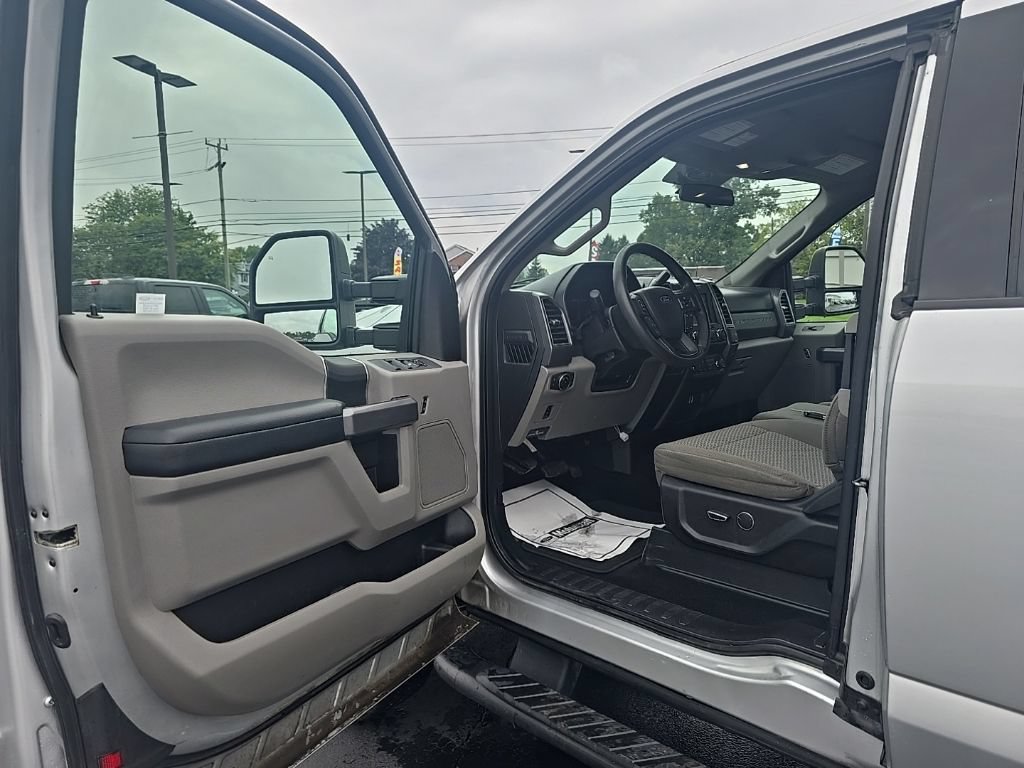 Used 2019 Ford F250 XLT w/ XLT Value Package AWD/4WD image 13