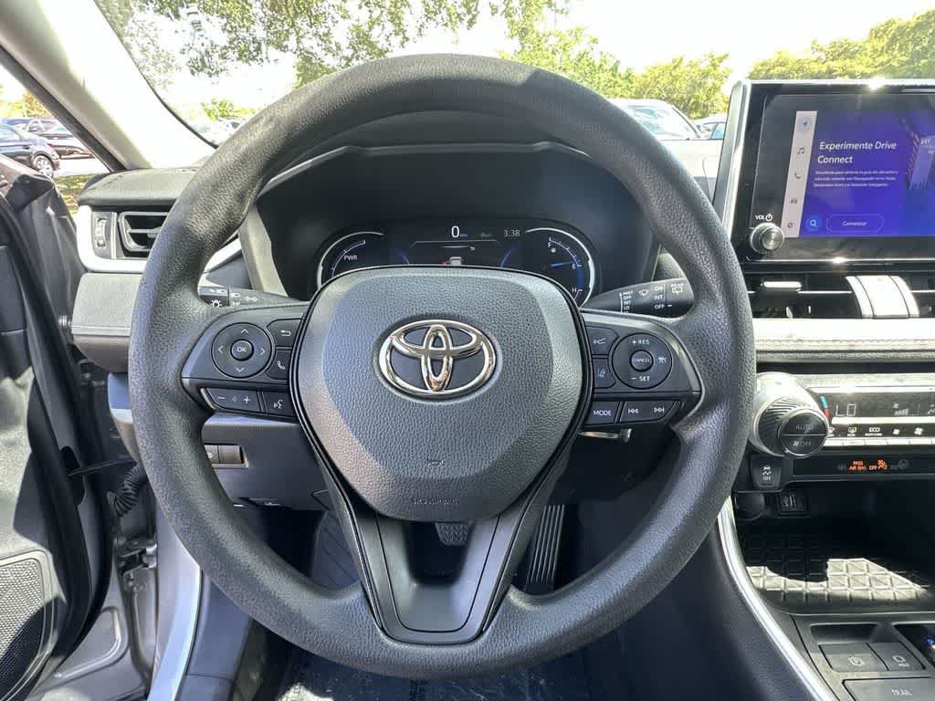Used 2023 Toyota RAV4 LE AWD/4WD image 15