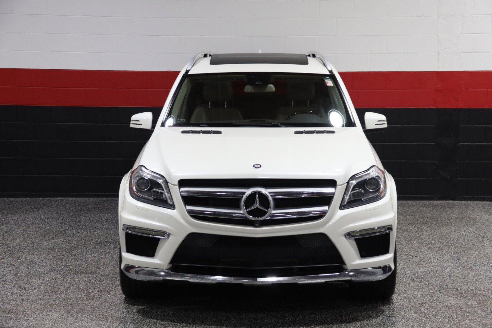Used 2013 Mercedes-Benz GL 550 4MATIC AMG Sport 4dr Suv image 12