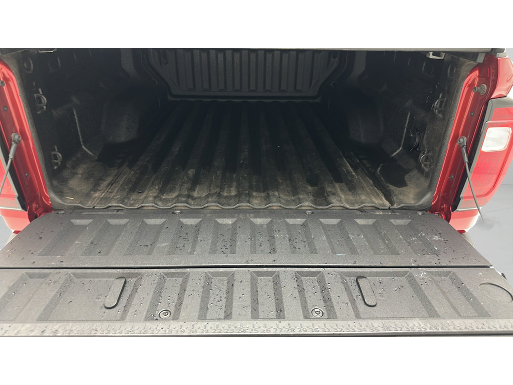 Used 2024 GMC Canyon Elevation w/ Convenience Package AWD/4WD image 12