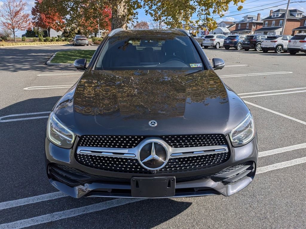 Used 2022 Mercedes-Benz GLC 300 4MATIC image 2