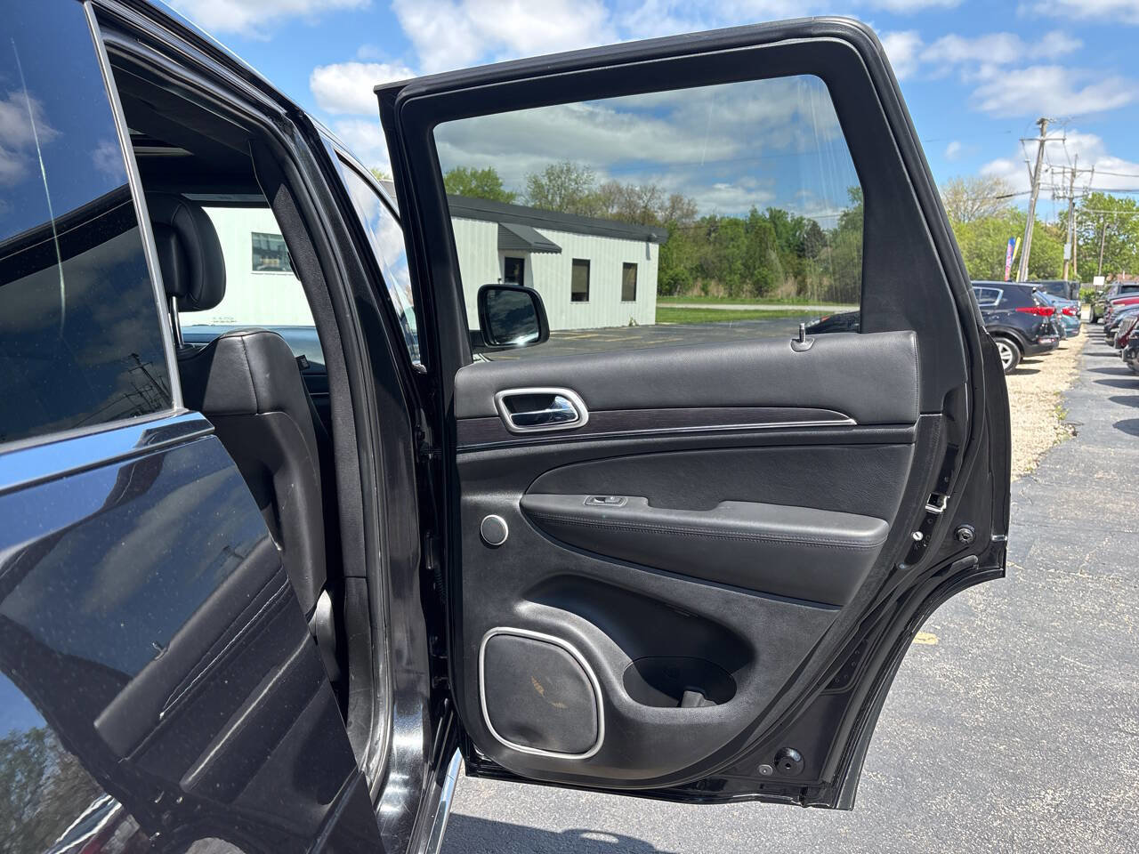 Used 2014 Jeep Grand Cherokee Summit AWD/4WD image 32