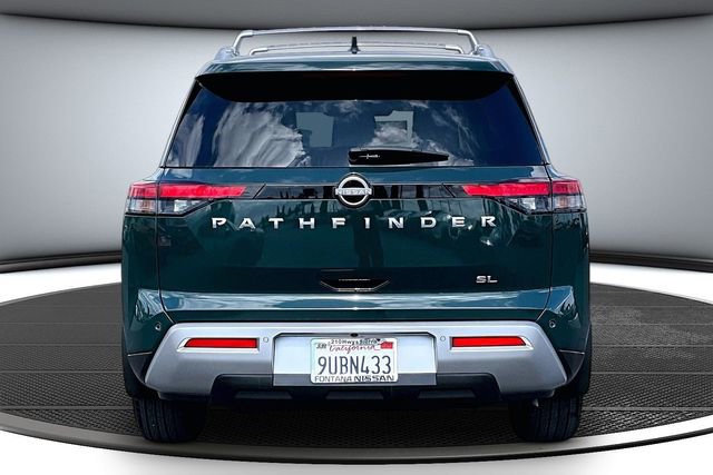 Certified 2025 Nissan Pathfinder SL FWD image 5