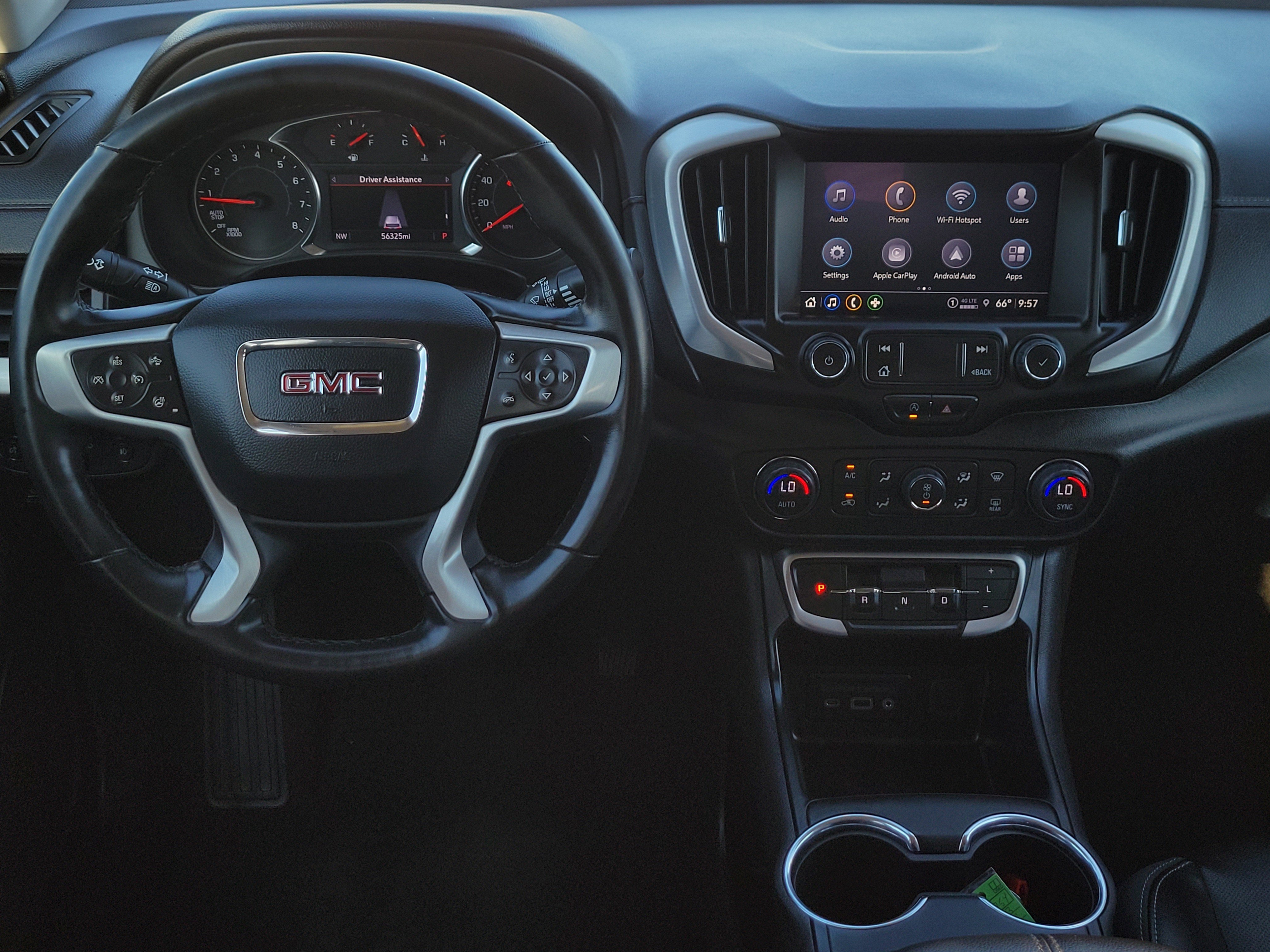 Used 2023 GMC Terrain SLT image 12