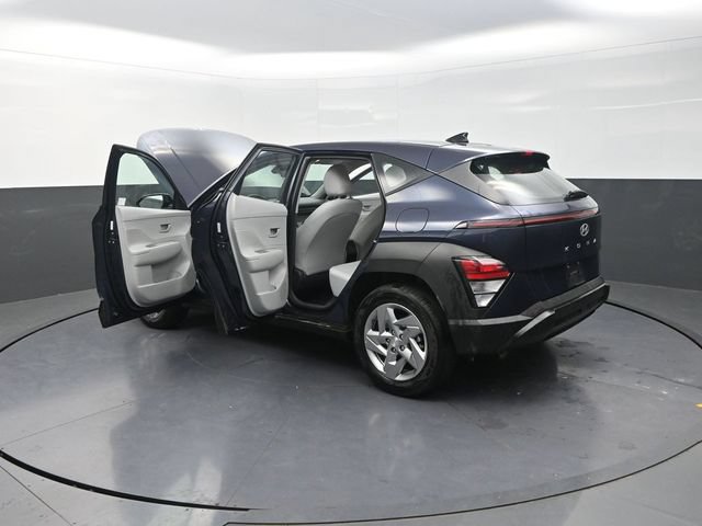 Used 2026 Hyundai Kona SE FWD image 43