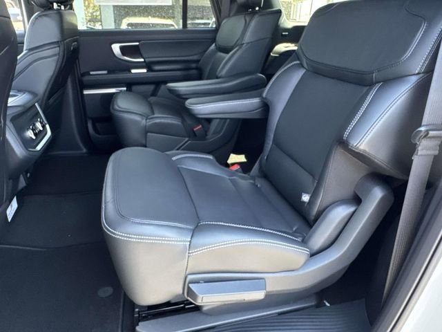 New 2026 Ford Expedition Max Platinum w/ Stealth Appearance Package image 18