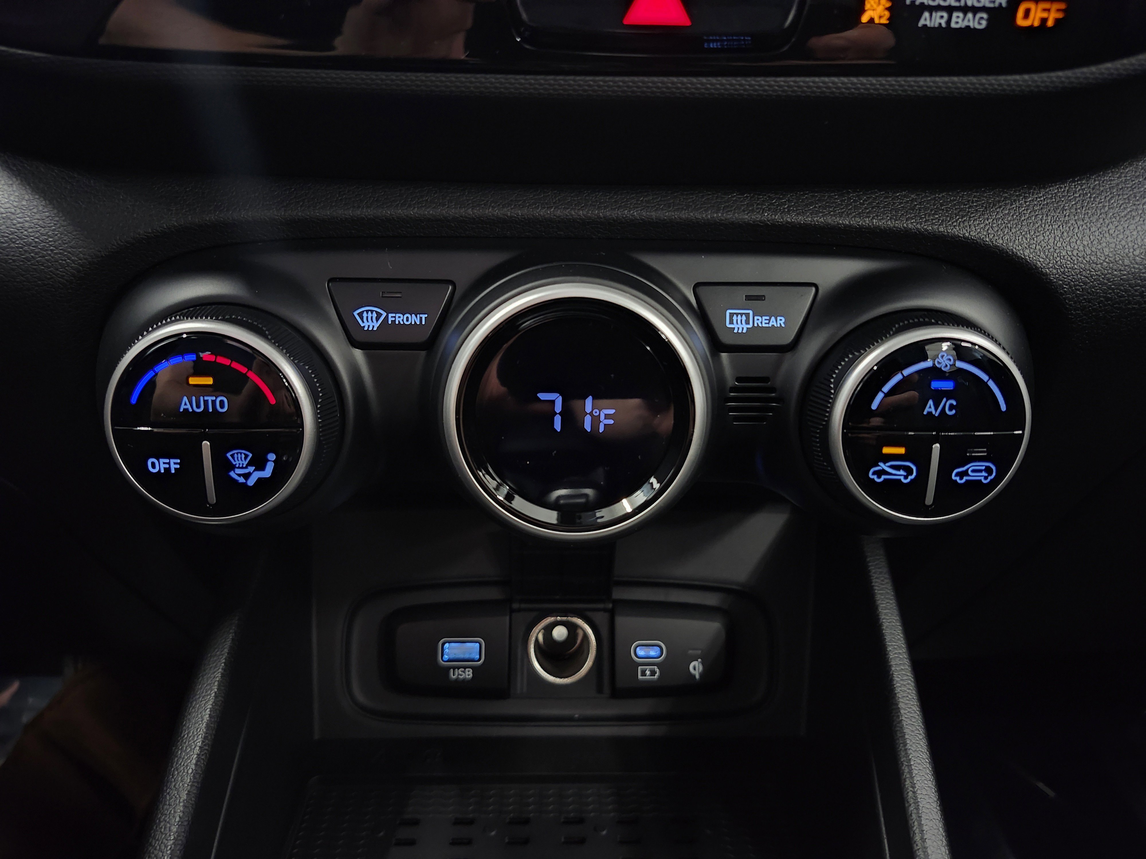 New 2026 Hyundai Venue SEL image 8