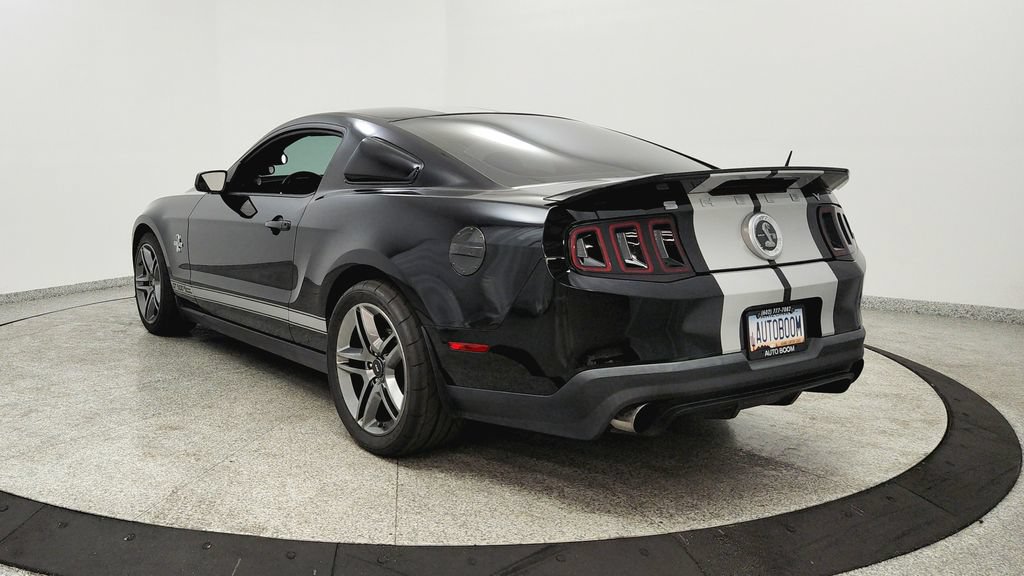 Used 2010 Ford Mustang Shelby GT500 RWD image 3
