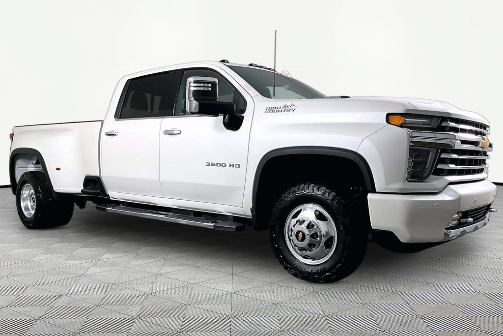 Used 2021 Chevrolet Silverado 3500 High Country AWD/4WD image 3