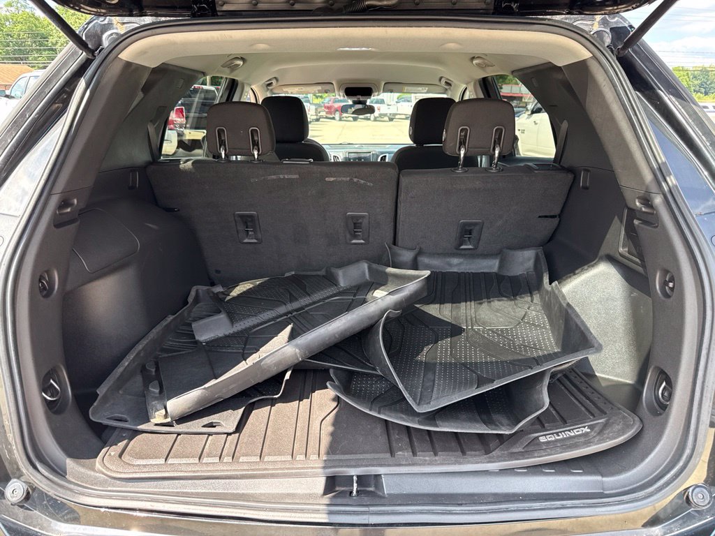 Used 2020 Chevrolet Equinox LT w/ LPO, Floor Liner Package FWD image 45
