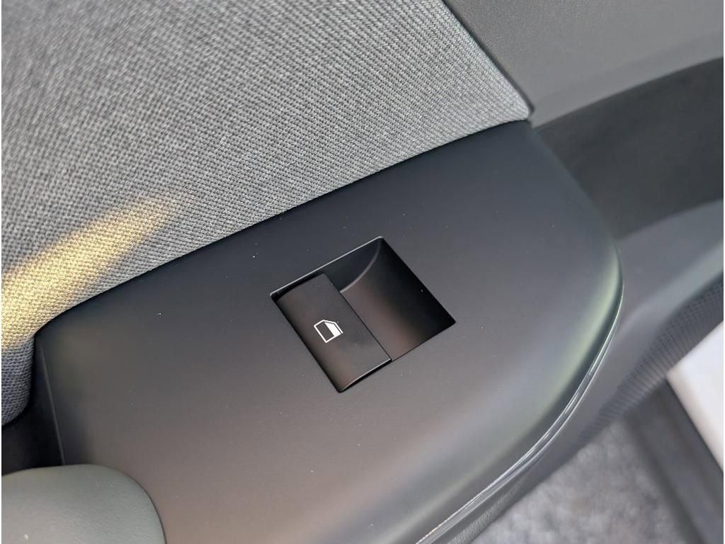 New 2025 Kia K4 EX image 11