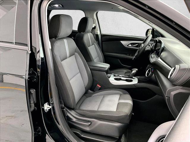 Used 2024 Chevrolet Blazer LT FWD image 9
