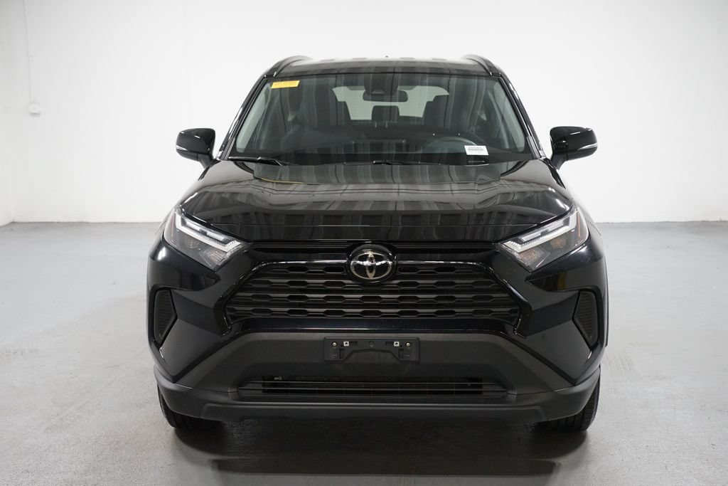 Certified 2025 Toyota RAV4 XLE FWD image 2