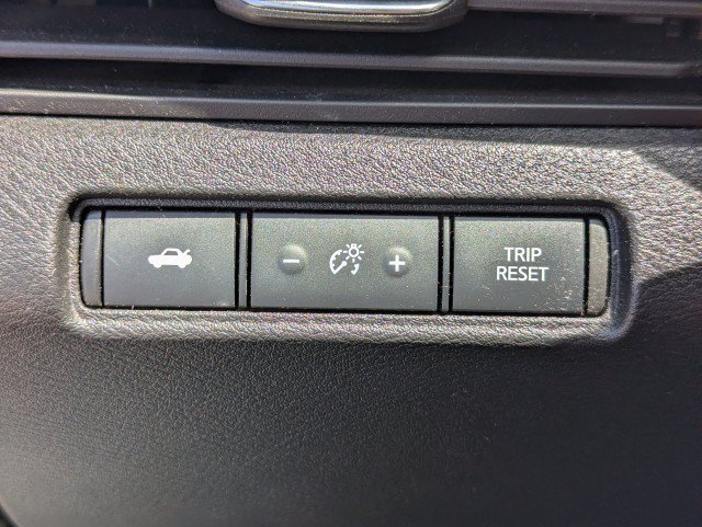 Used 2023 Nissan Altima 2.5 SV FWD image 18