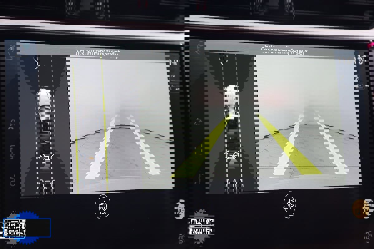 Used 2023 Jaguar XF R-Dynamic SE image 10