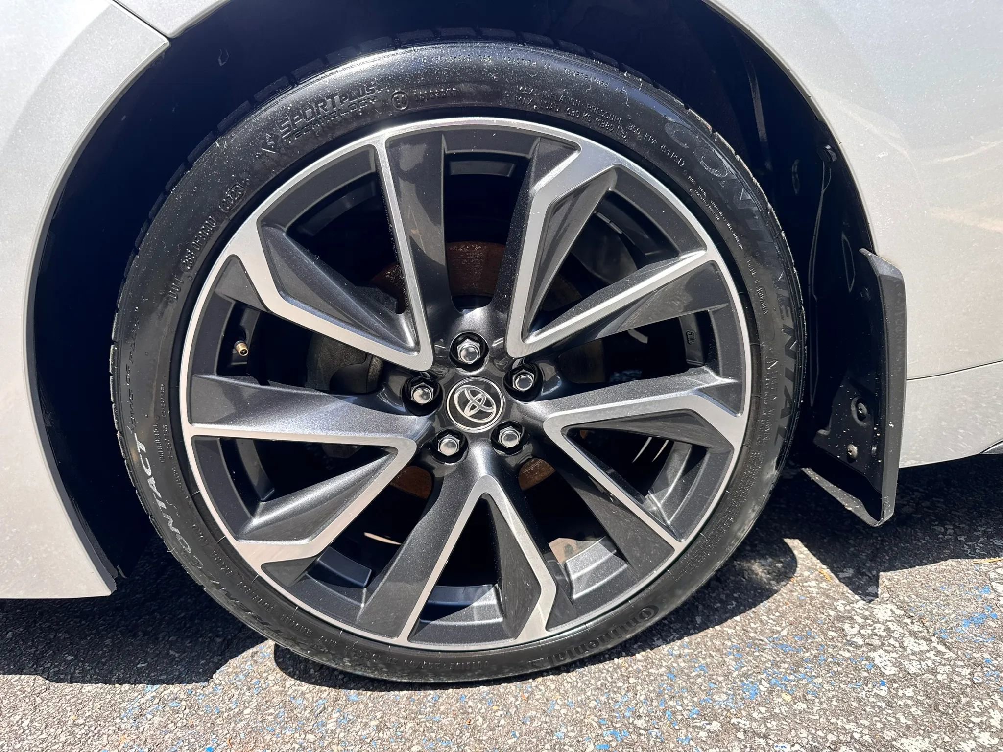 Used 2020 Toyota Corolla SE FWD image 25