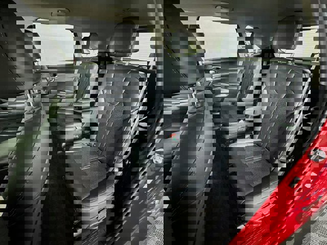 Certified 2023 Kia Sorento EX image 24