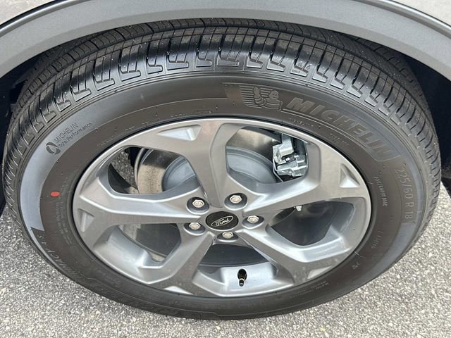 New 2026 Ford Escape ST-Line image 17