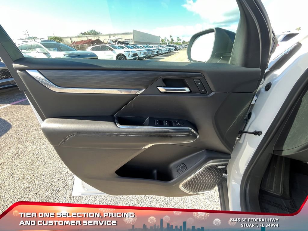 Certified 2025 GMC Acadia Elevation image 22